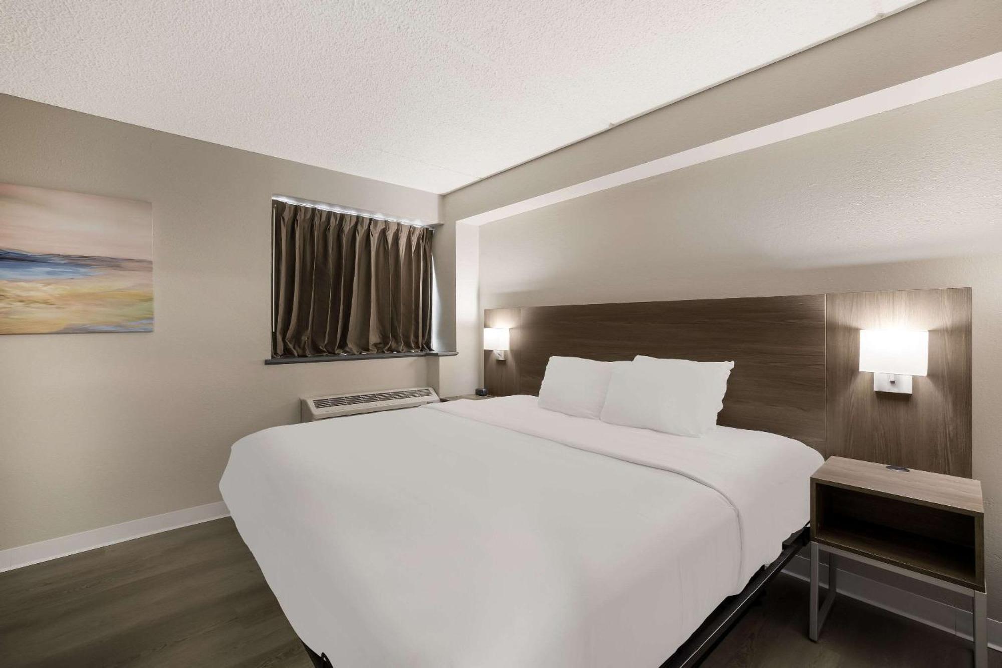 Suburban Studios Milwaukee Airport Ngoại thất bức ảnh