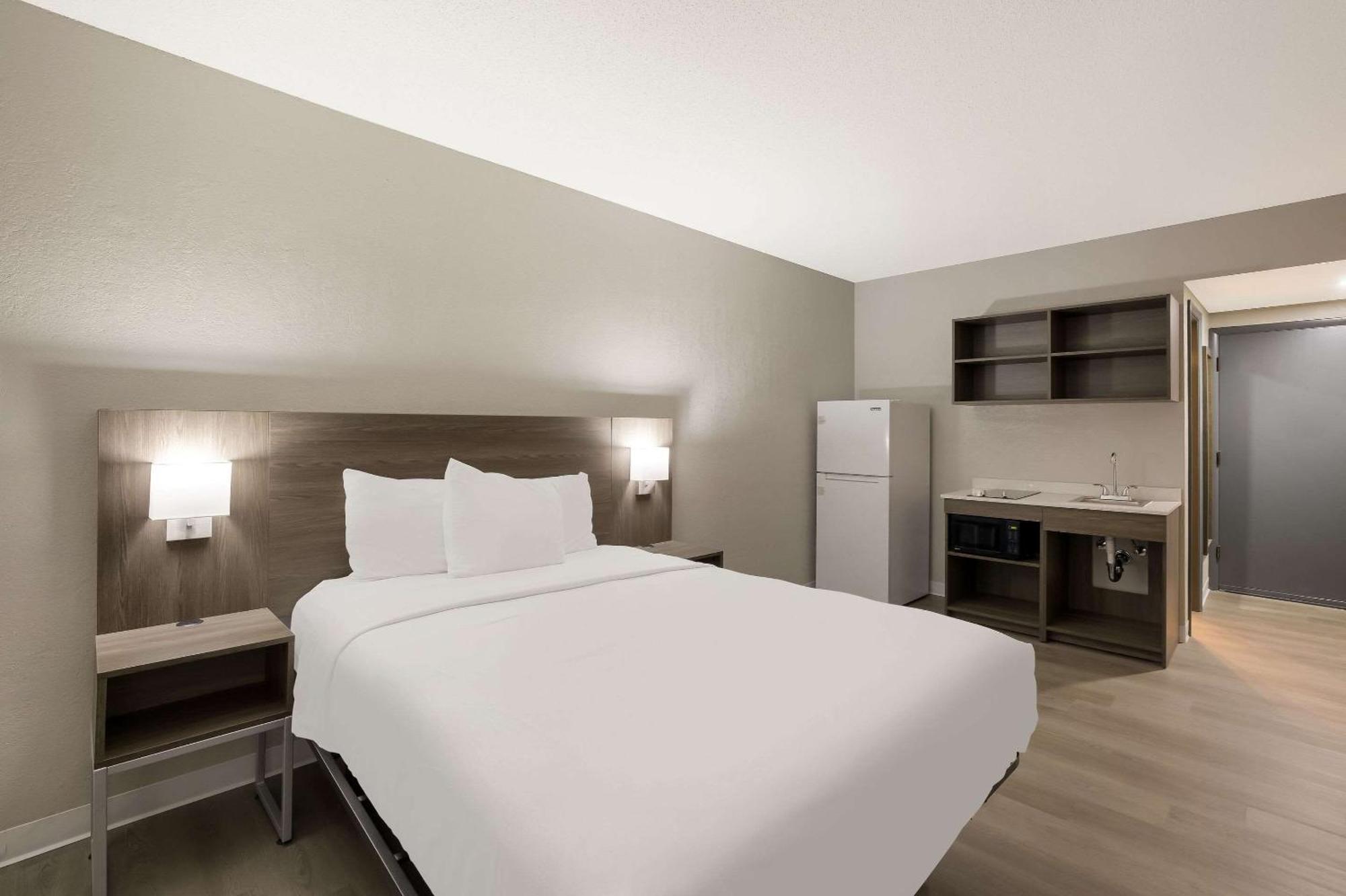 Suburban Studios Milwaukee Airport Ngoại thất bức ảnh