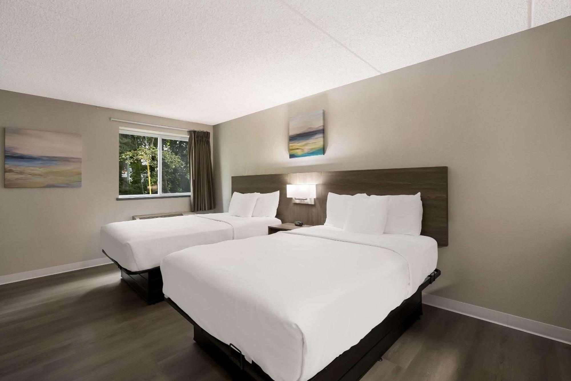 Suburban Studios Milwaukee Airport Ngoại thất bức ảnh